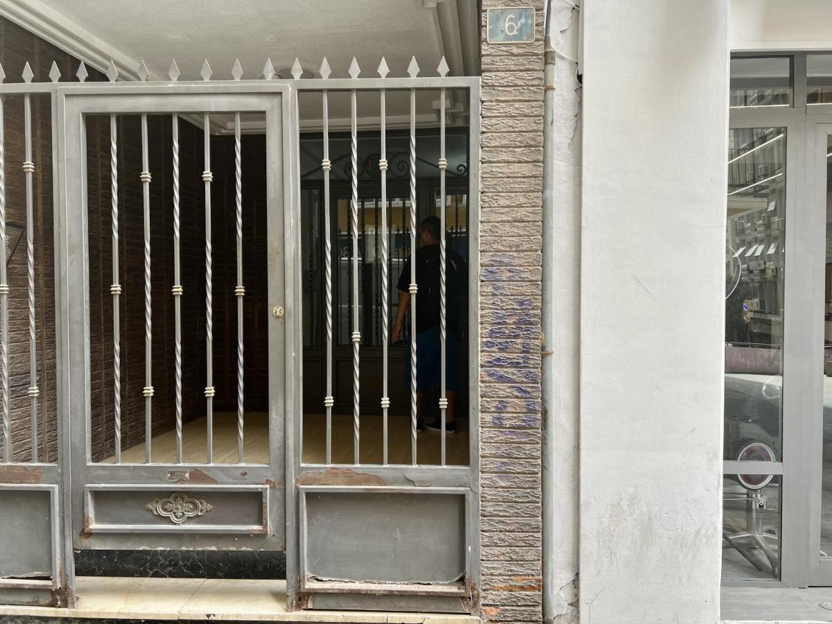 Cozy San Cristobal Apartment In Heart Of Alicante Exterior photo